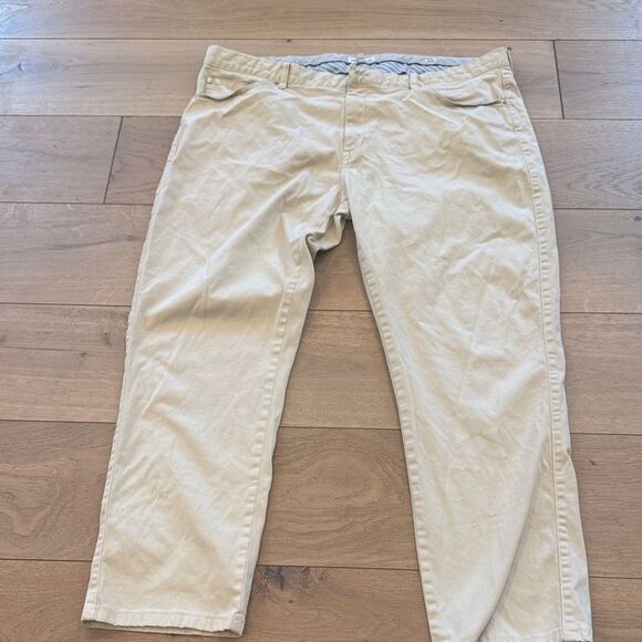 Peter Millar Performance Five-Pocket Pant in Stone - Picture 2 of 8